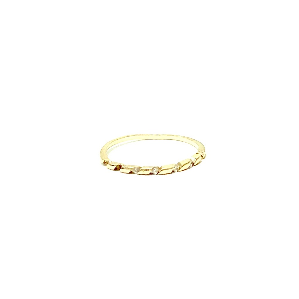 Cross sold. 14K Gold-Diamond Ring. Size 6